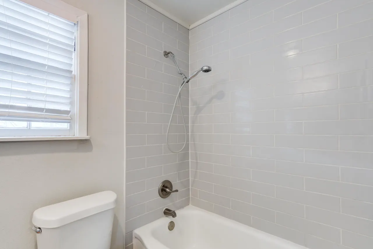 Photo 22 — 2404 25th Street, Lubbock, TX 79411