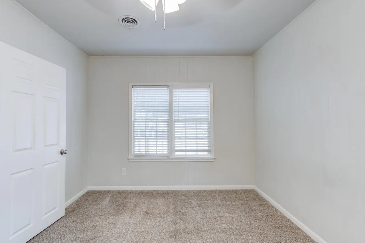 Photo 23 — 2404 25th Street, Lubbock, TX 79411