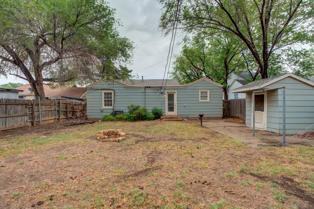 Photo 29 — 2404 25th Street, Lubbock, TX 79411