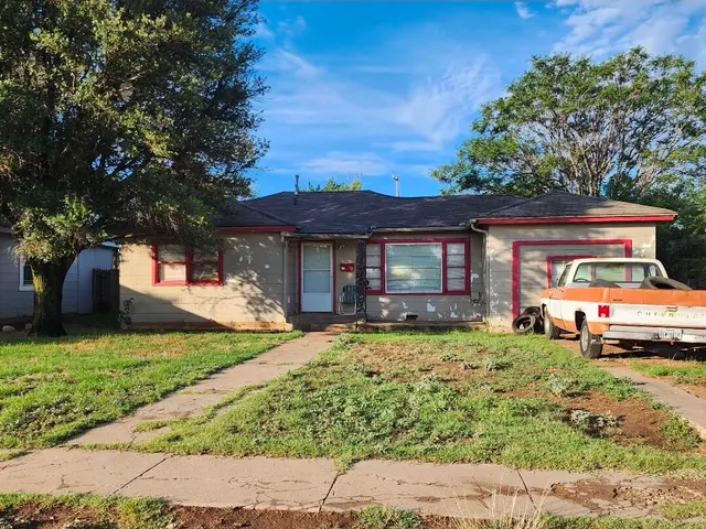 Front exterior — 2005 61st Street, Lubbock, TX 79412