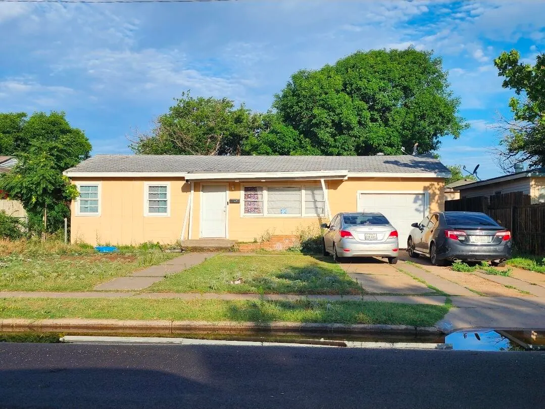 Front exterior — 6120 Avenue R, Lubbock, TX 79412
