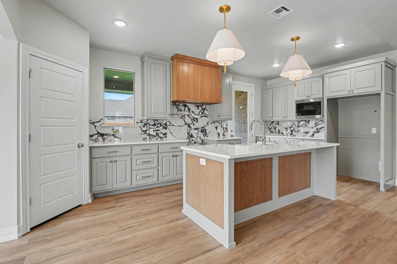 Photo 13 — 11908 Kenosha Avenue, Lubbock, TX 79423