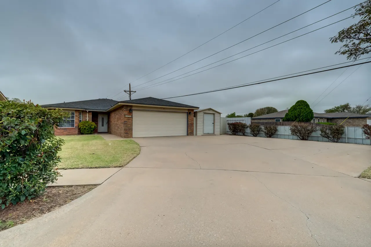 Photo 2 — 1202 Hyden Avenue, Lubbock, TX 79416