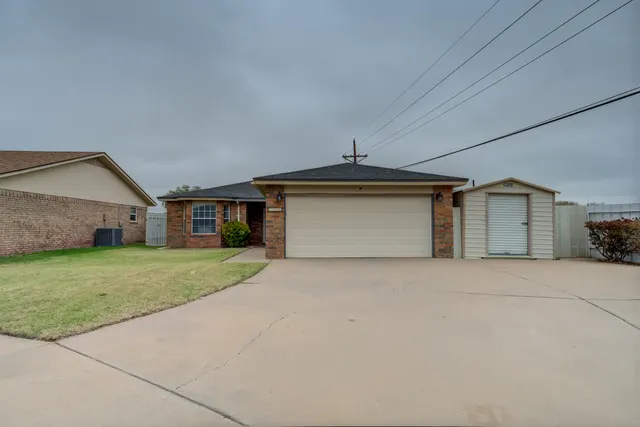 Photo 3 — 1202 Hyden Avenue, Lubbock, TX 79416