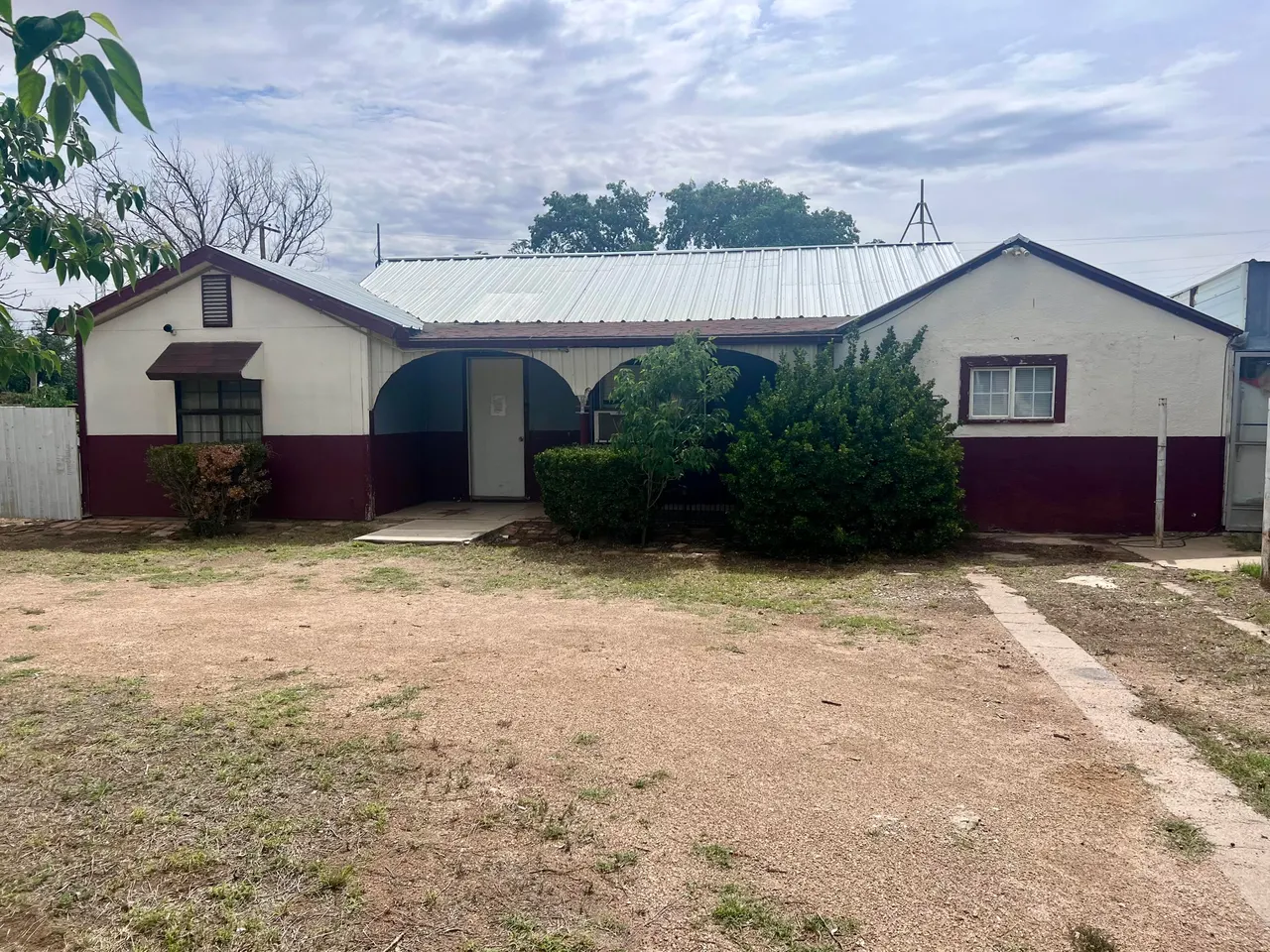 Front exterior — 515 SW 6th Street, Seminole, TX 79360