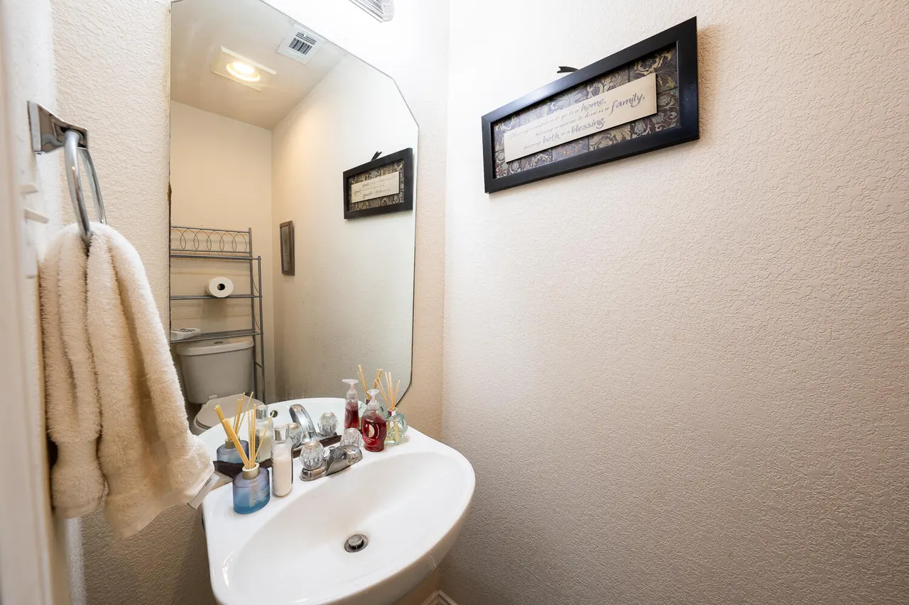Photo 12 — 5028 Itasca Street, Lubbock, TX 79416