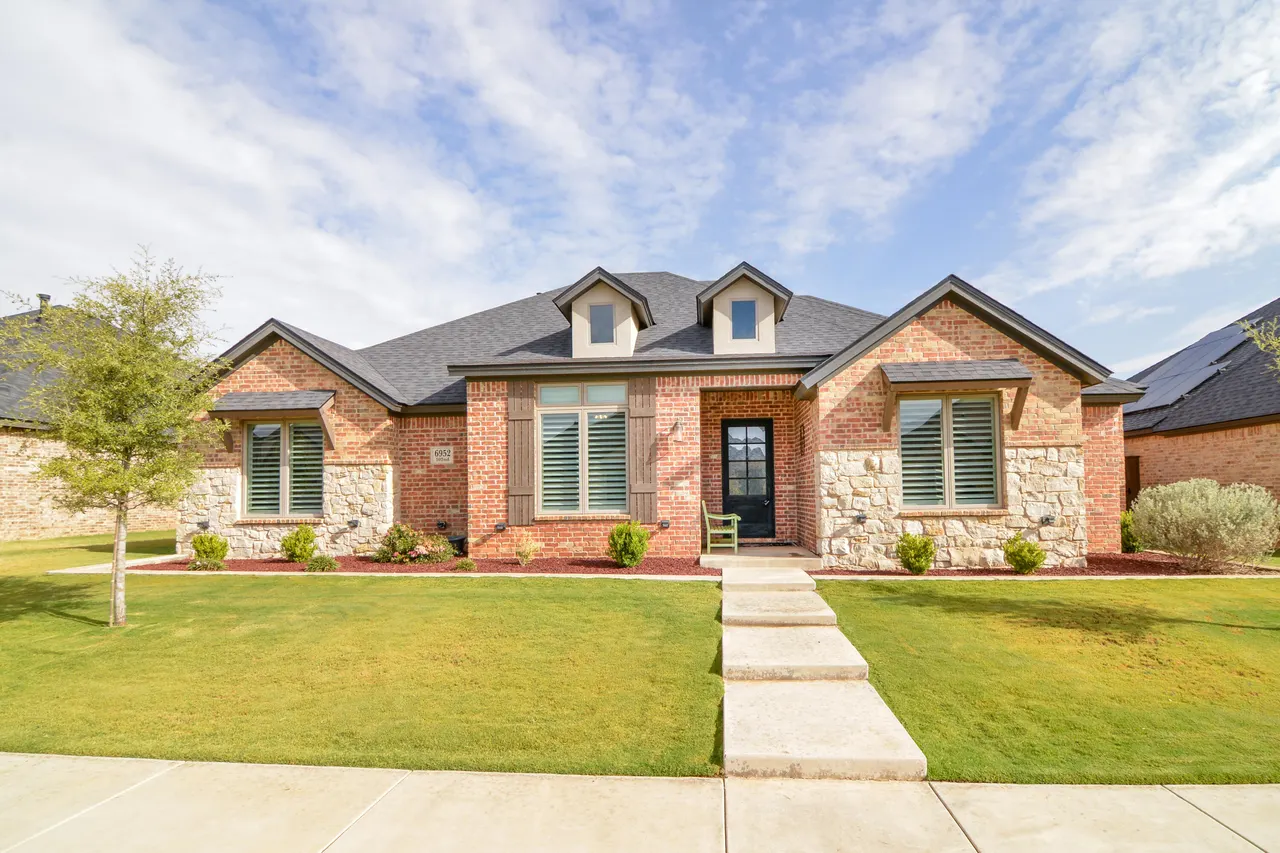 Front exterior — 6952 102nd Street, Lubbock, TX 79424