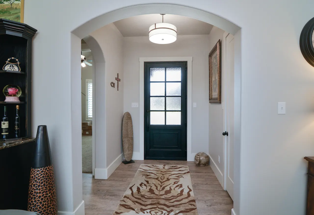 Photo 3 — 6952 102nd Street, Lubbock, TX 79424