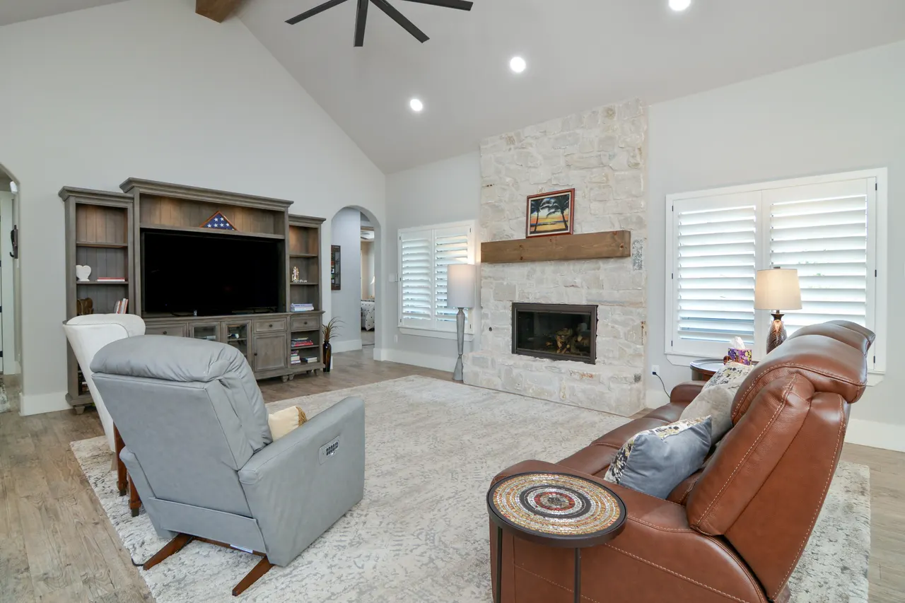 Photo 7 — 6952 102nd Street, Lubbock, TX 79424