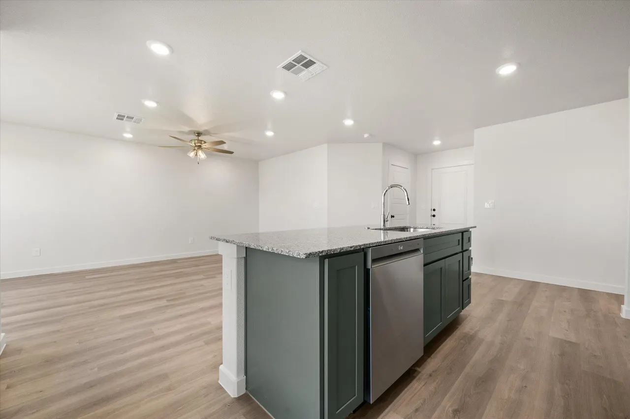Photo 14 — 5608 Rice Street, Lubbock, TX 79416