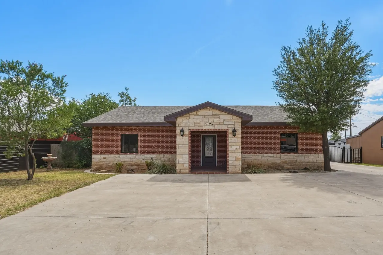 Front exterior — 7327 19th Street, Lubbock, TX 79407