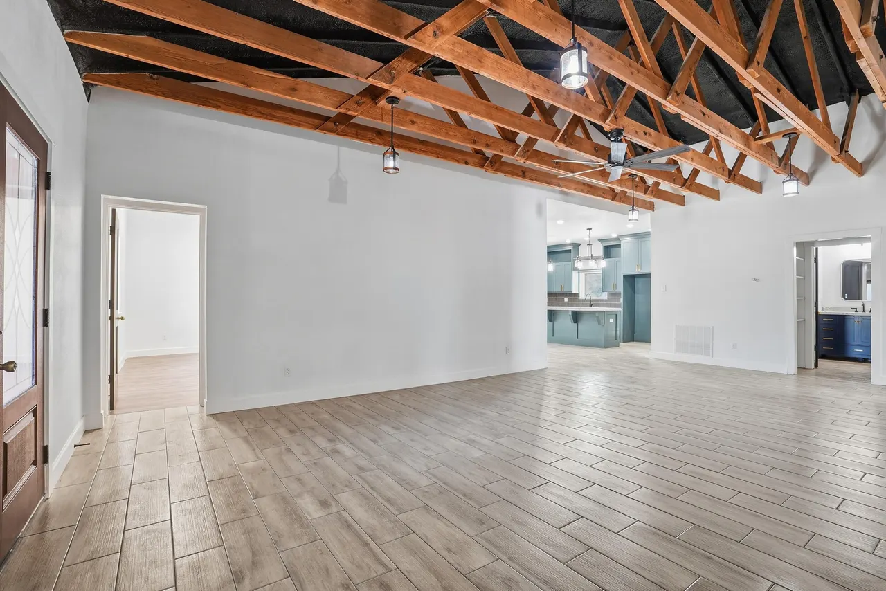 Photo 6 — 7327 19th Street, Lubbock, TX 79407