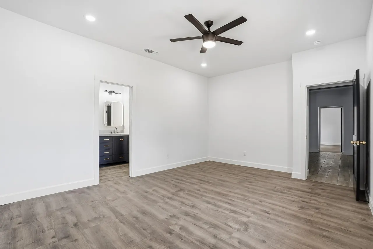 Photo 13 — 7327 19th Street, Lubbock, TX 79407