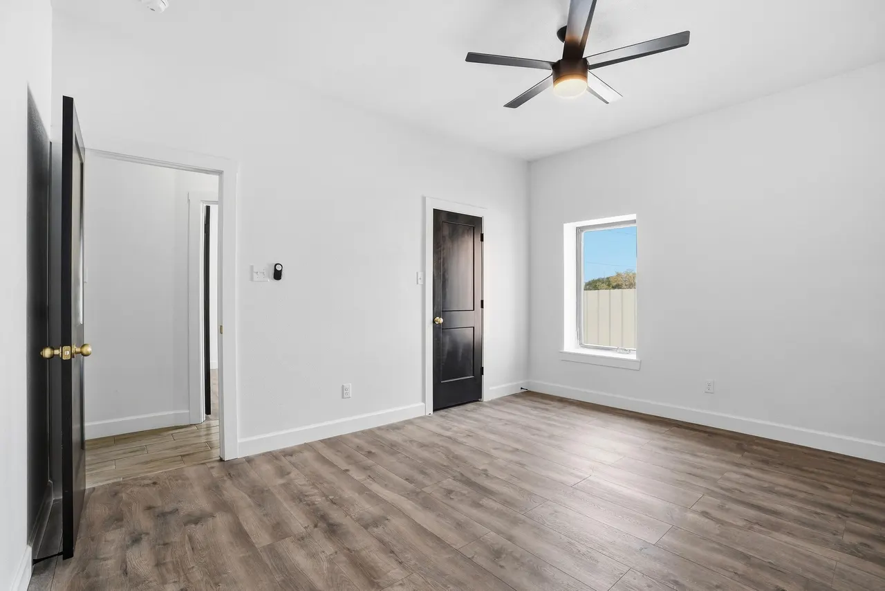 Photo 21 — 7327 19th Street, Lubbock, TX 79407