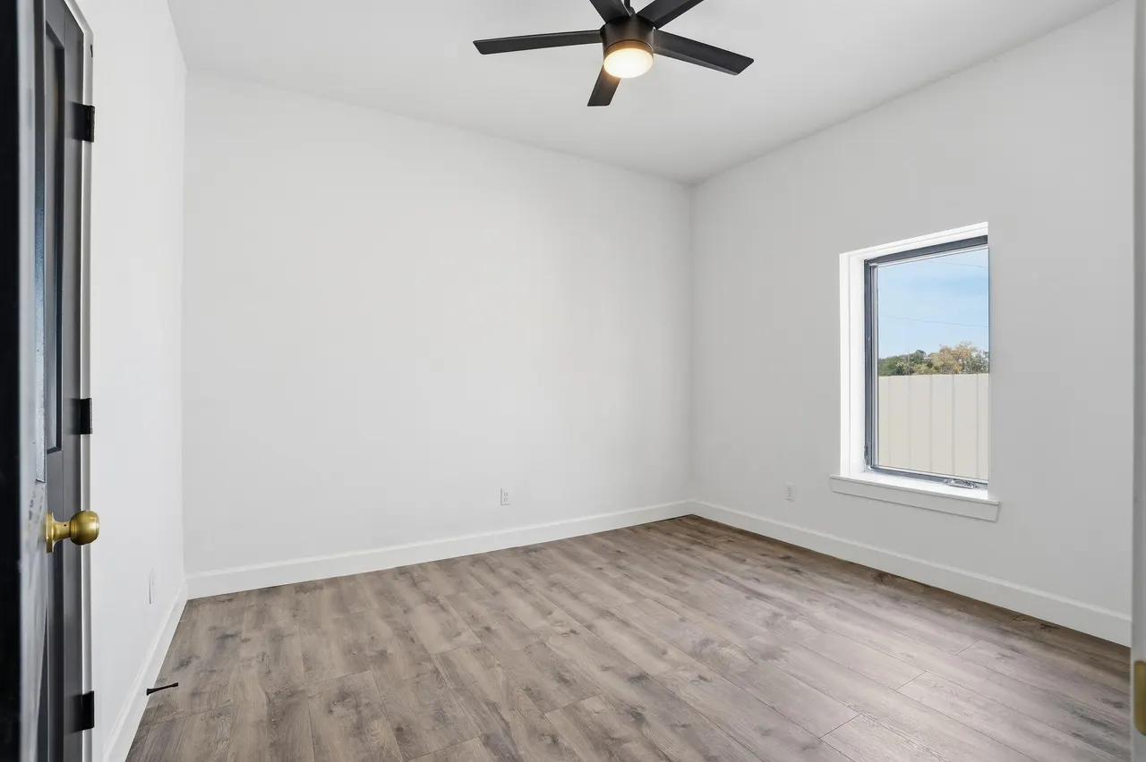 Photo 22 — 7327 19th Street, Lubbock, TX 79407