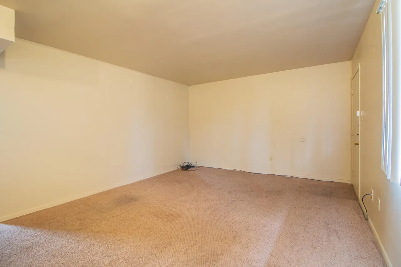 Photo 4 — 2500 W 26th Street 21, Plainview, TX 79072