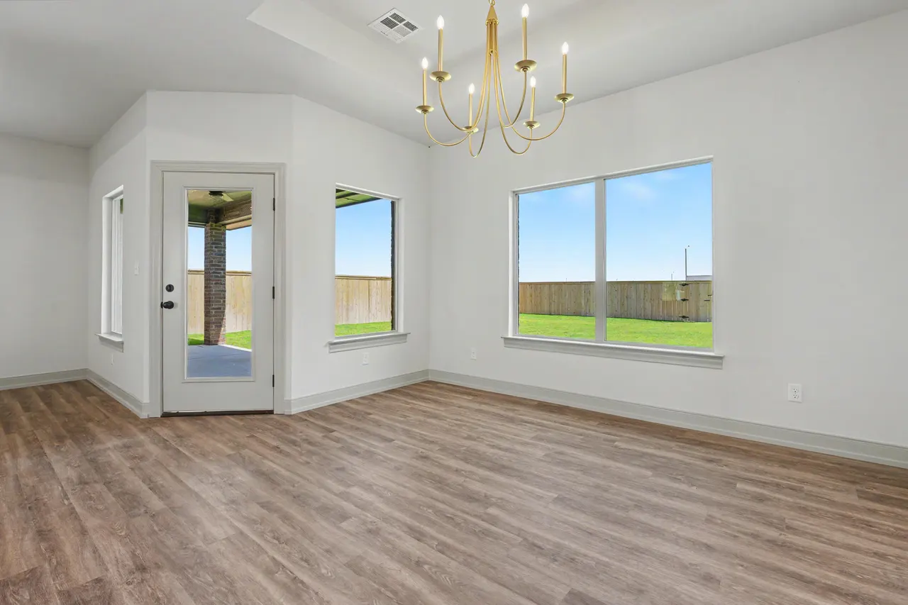 Photo 9 — 1009 N 5th Street, Wolfforth, TX 79382