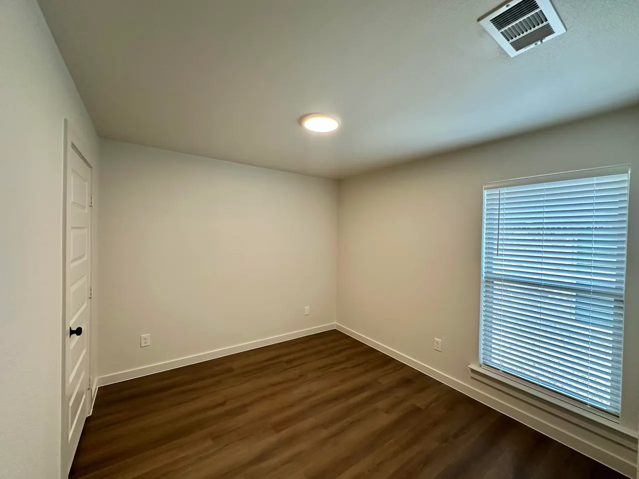 Photo 12 — 616 E 16th Street, Wolfforth, TX 79382