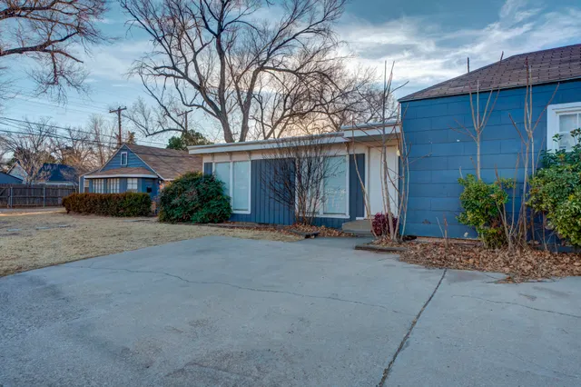 Photo 6 — 2601 25th Street, Lubbock, TX 79410