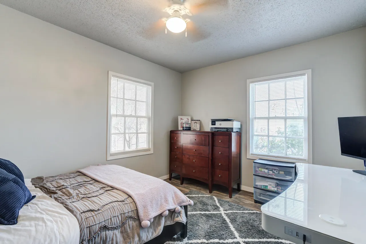 Photo 21 — 2601 25th Street, Lubbock, TX 79410
