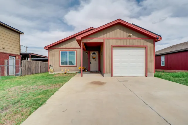 Front exterior — 2403 Birch Avenue, Lubbock, TX 79404