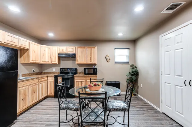 Photo 3 — 2403 Birch Avenue, Lubbock, TX 79404