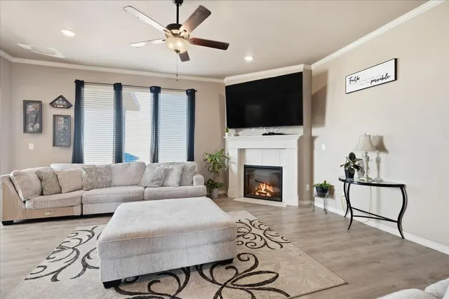 Photo 2 — 6846 Filly Road, Lubbock, TX 79407