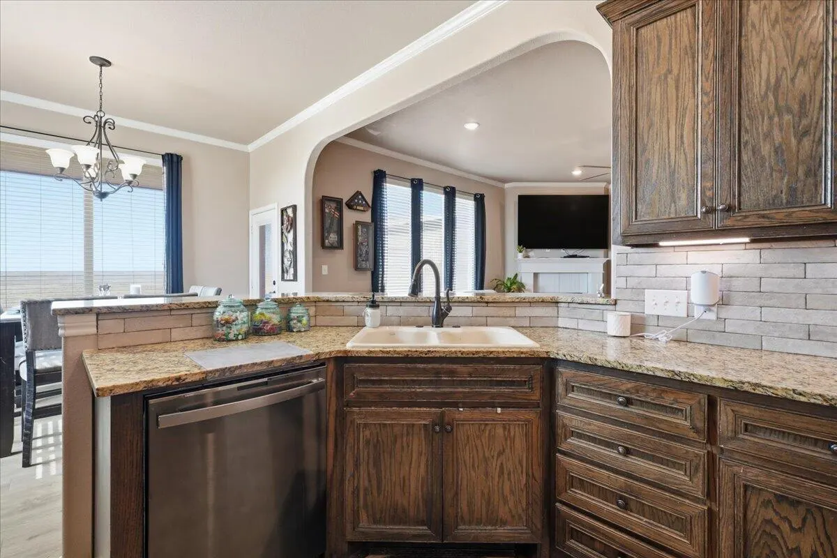 Photo 14 — 6846 Filly Road, Lubbock, TX 79407