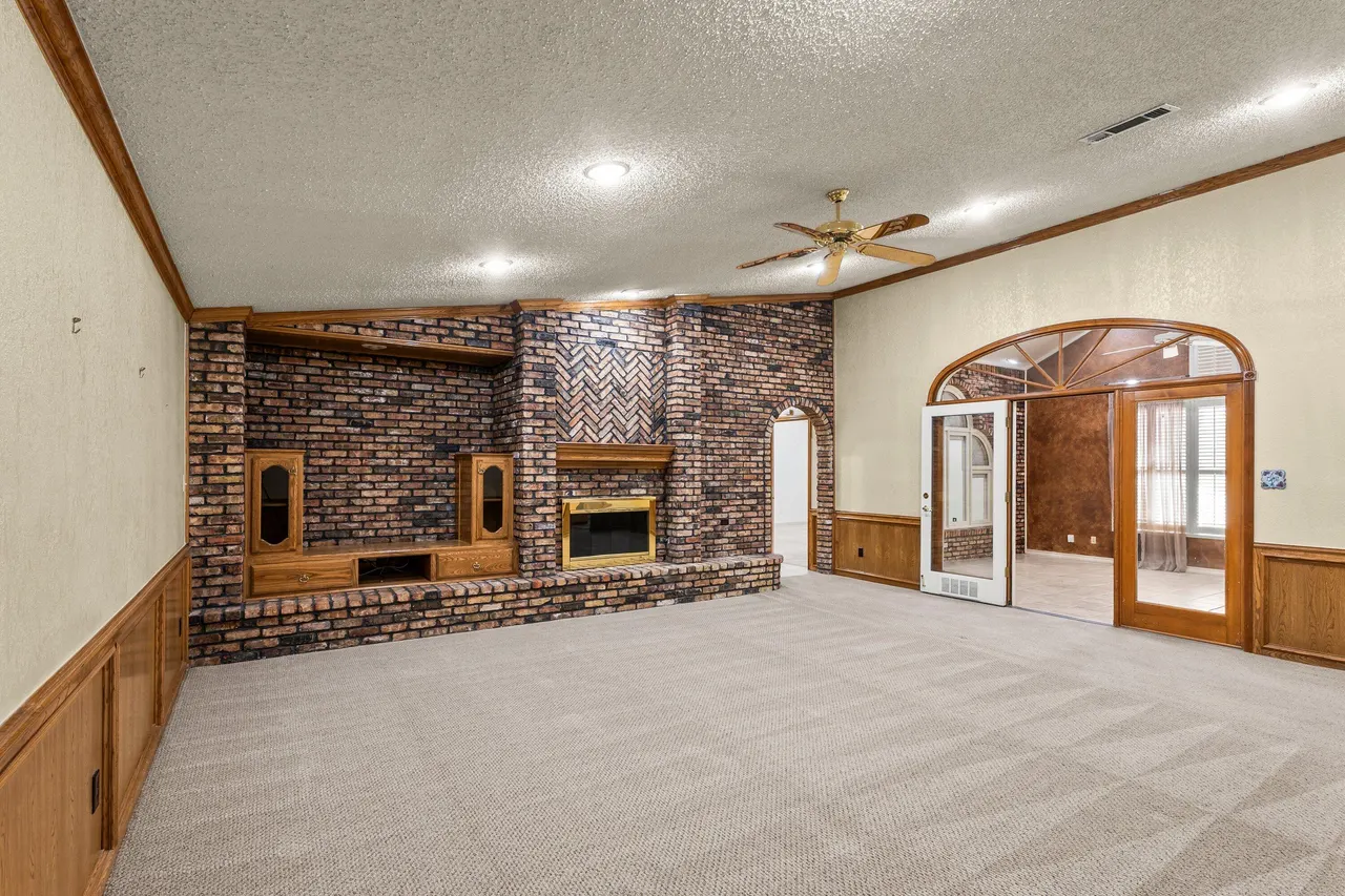 Photo 8 — 127 Aransas Avenue, Levelland, TX 79336