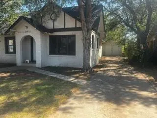 Front exterior — 2001 27th Street, Lubbock, TX 79411