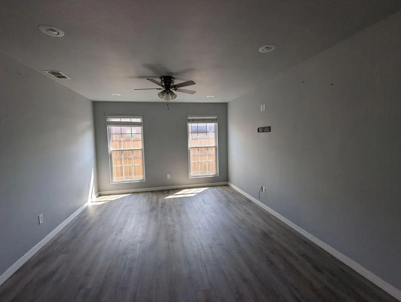 Photo 7 — 1302 N Clinton Avenue B, Lubbock, TX 79416