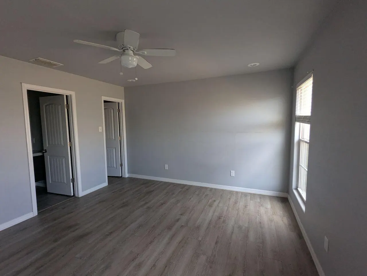 Photo 14 — 1302 N Clinton Avenue B, Lubbock, TX 79416