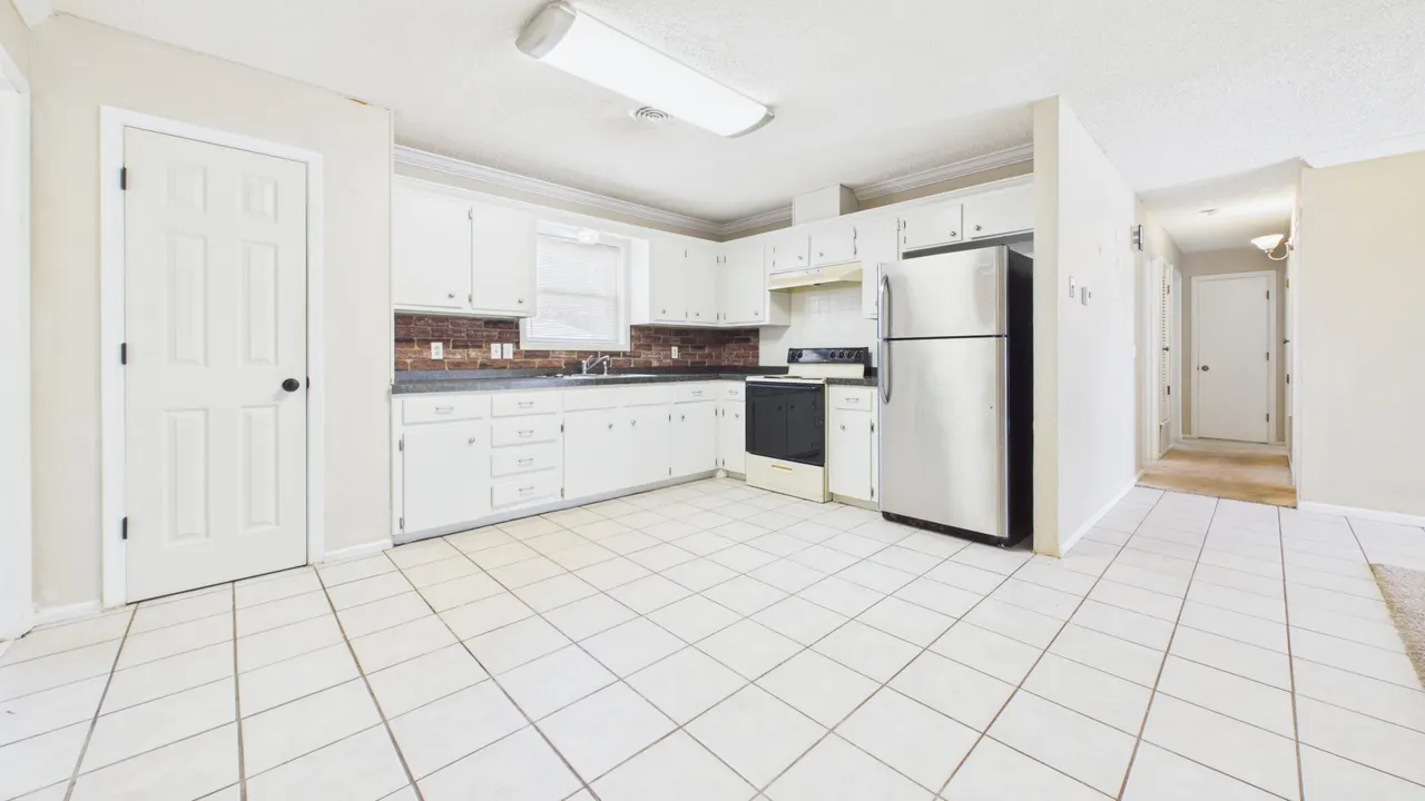 Photo 10 — 1223 W 14th Street, Littlefield, TX 79339