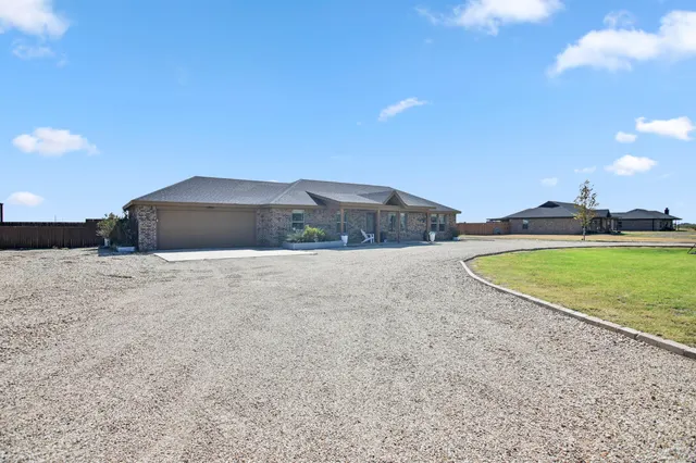 Photo 7 — 9007 County Road 6100, Shallowater, TX 79363