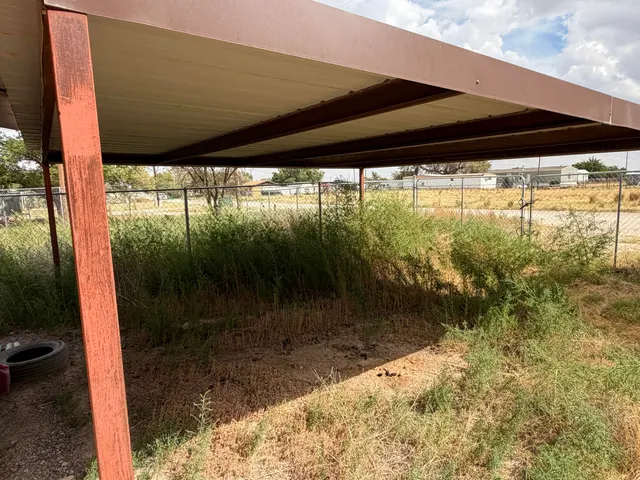 Photo 3 — 2420 County Road 7630, Lubbock, TX 79423