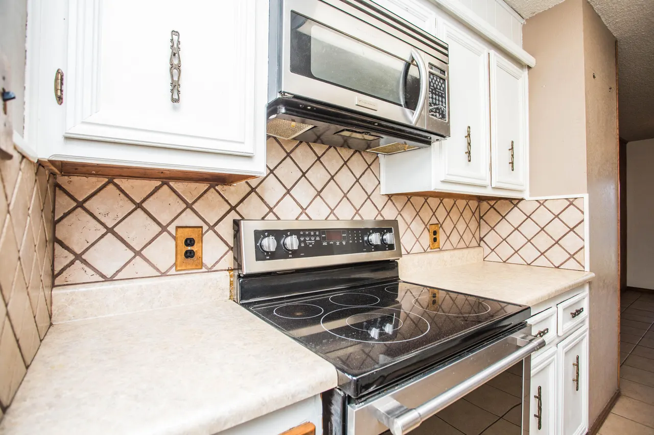 Photo 14 — 5708 1st Street, Lubbock, TX 79416