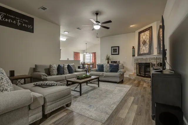 Photo 4 — 6619 36th Street, Lubbock, TX 79407