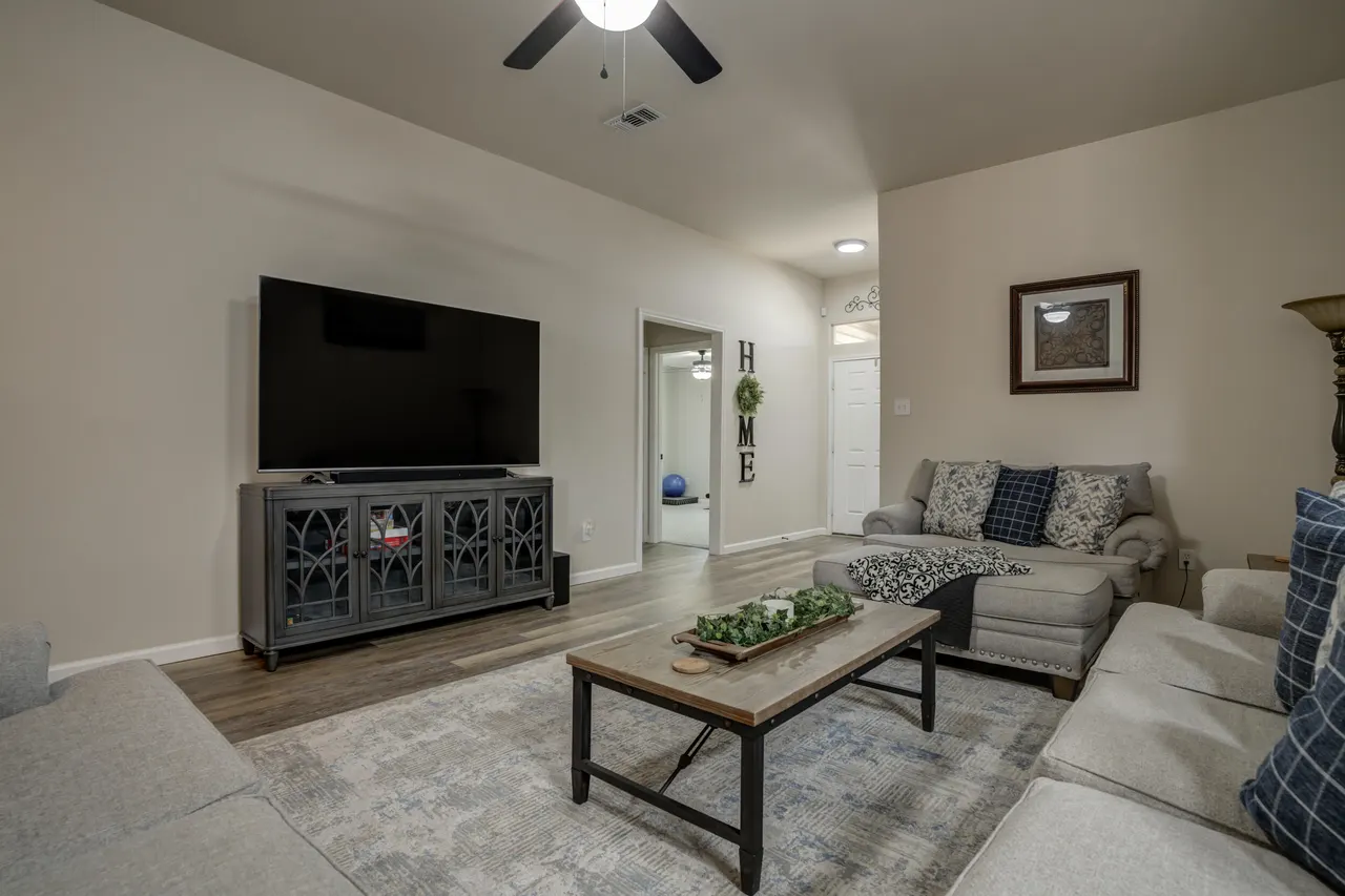 Photo 8 — 6619 36th Street, Lubbock, TX 79407
