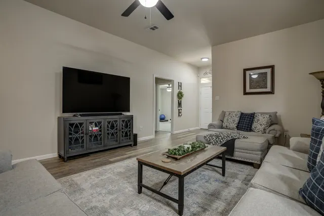 Photo 8 — 6619 36th Street, Lubbock, TX 79407