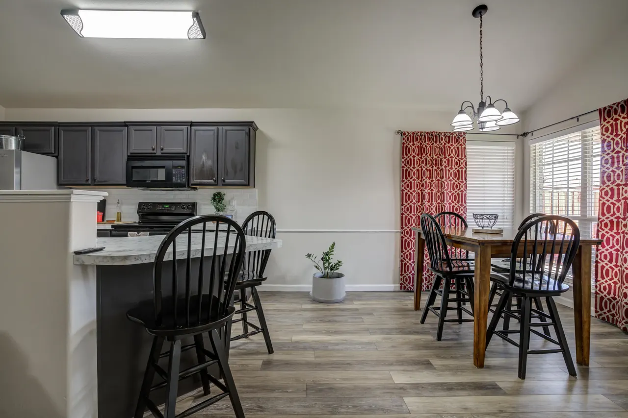 Photo 11 — 6619 36th Street, Lubbock, TX 79407