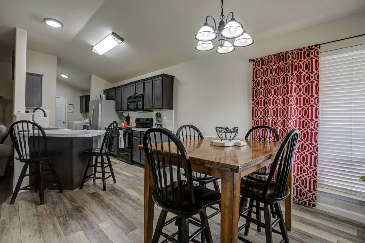 Photo 13 — 6619 36th Street, Lubbock, TX 79407