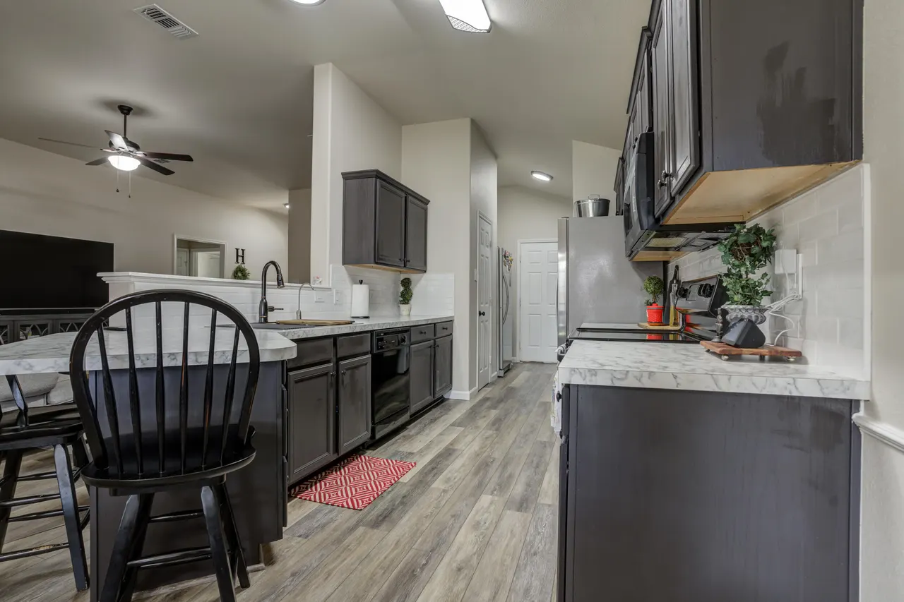 Photo 15 — 6619 36th Street, Lubbock, TX 79407