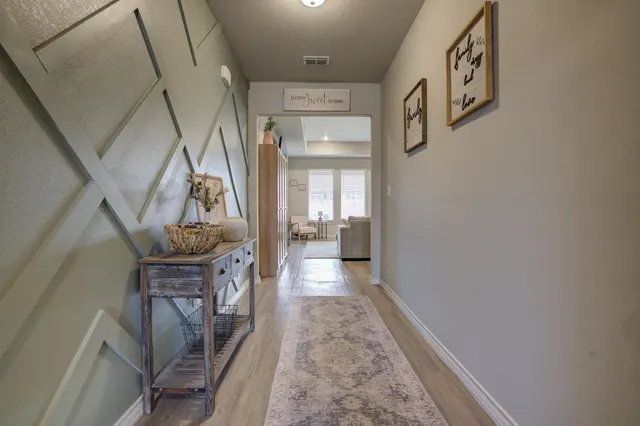 Photo 4 — 819 N 3rd Street, Wolfforth, TX 79382