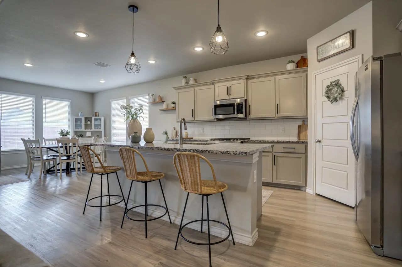 Photo 13 — 819 N 3rd Street, Wolfforth, TX 79382