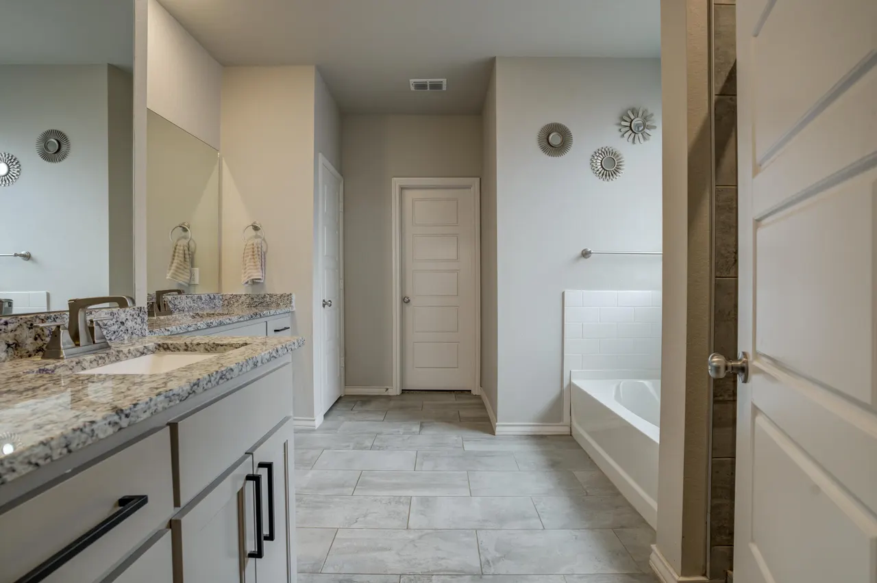 Photo 35 — 819 N 3rd Street, Wolfforth, TX 79382