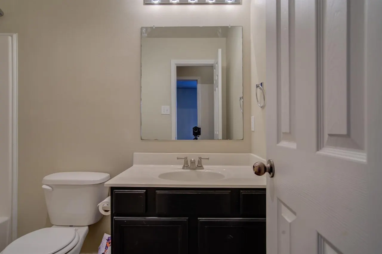 Photo 14 — 1715 100th Street, Lubbock, TX 79423
