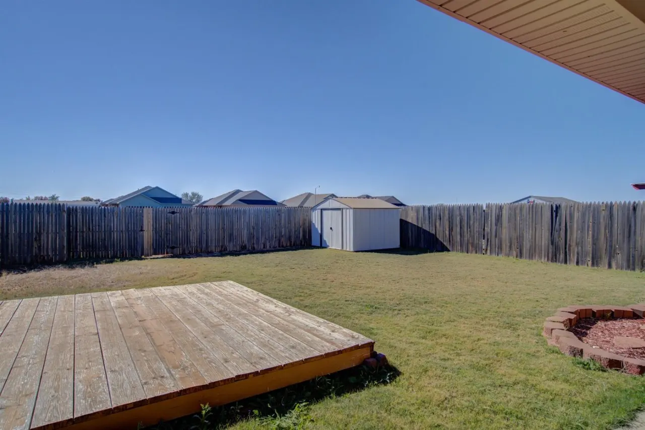 Photo 22 — 1715 100th Street, Lubbock, TX 79423