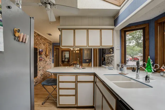 Photo 8 — 6811 Nashville Avenue, Lubbock, TX 79413