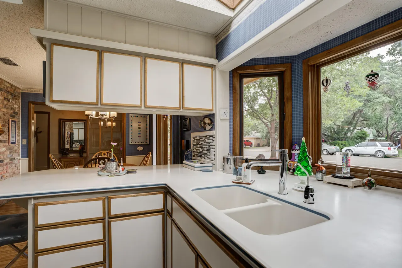 Photo 9 — 6811 Nashville Avenue, Lubbock, TX 79413