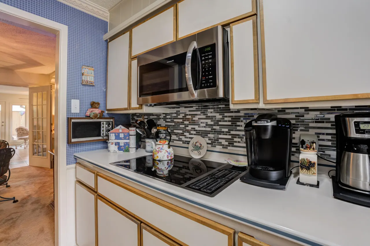 Photo 13 — 6811 Nashville Avenue, Lubbock, TX 79413
